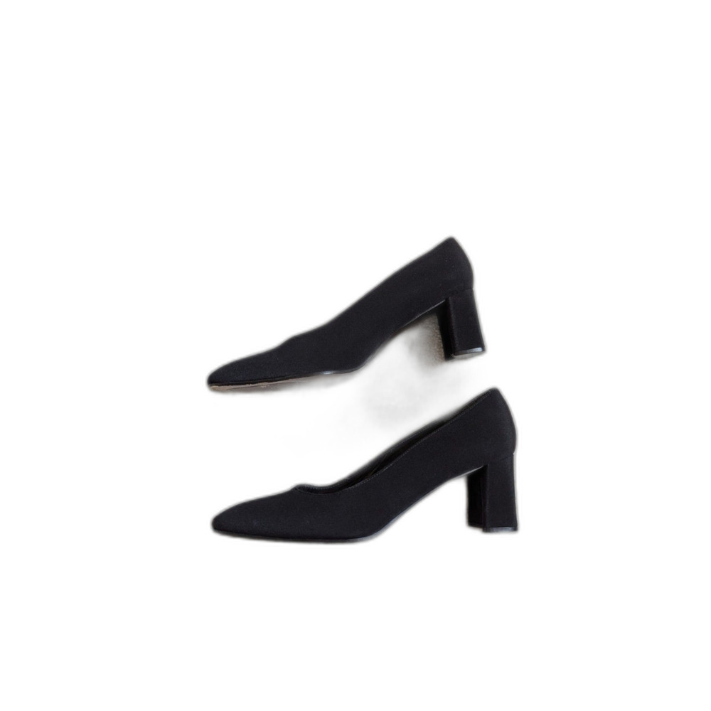 Vintage Stuart Weitzman Black Block Heel Pumps | Size 8 - Picture 4 of 7